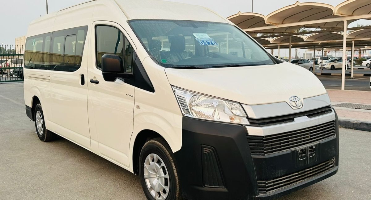 Toyota_Hiace_2025_in_638_083311